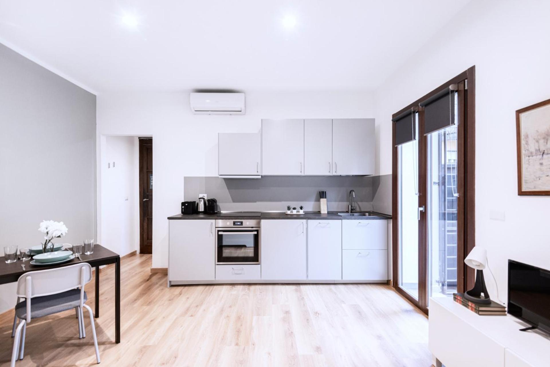 Апартаменты Easylife - Studio Con Balcone In Risorgimento Милан Экстерьер фото