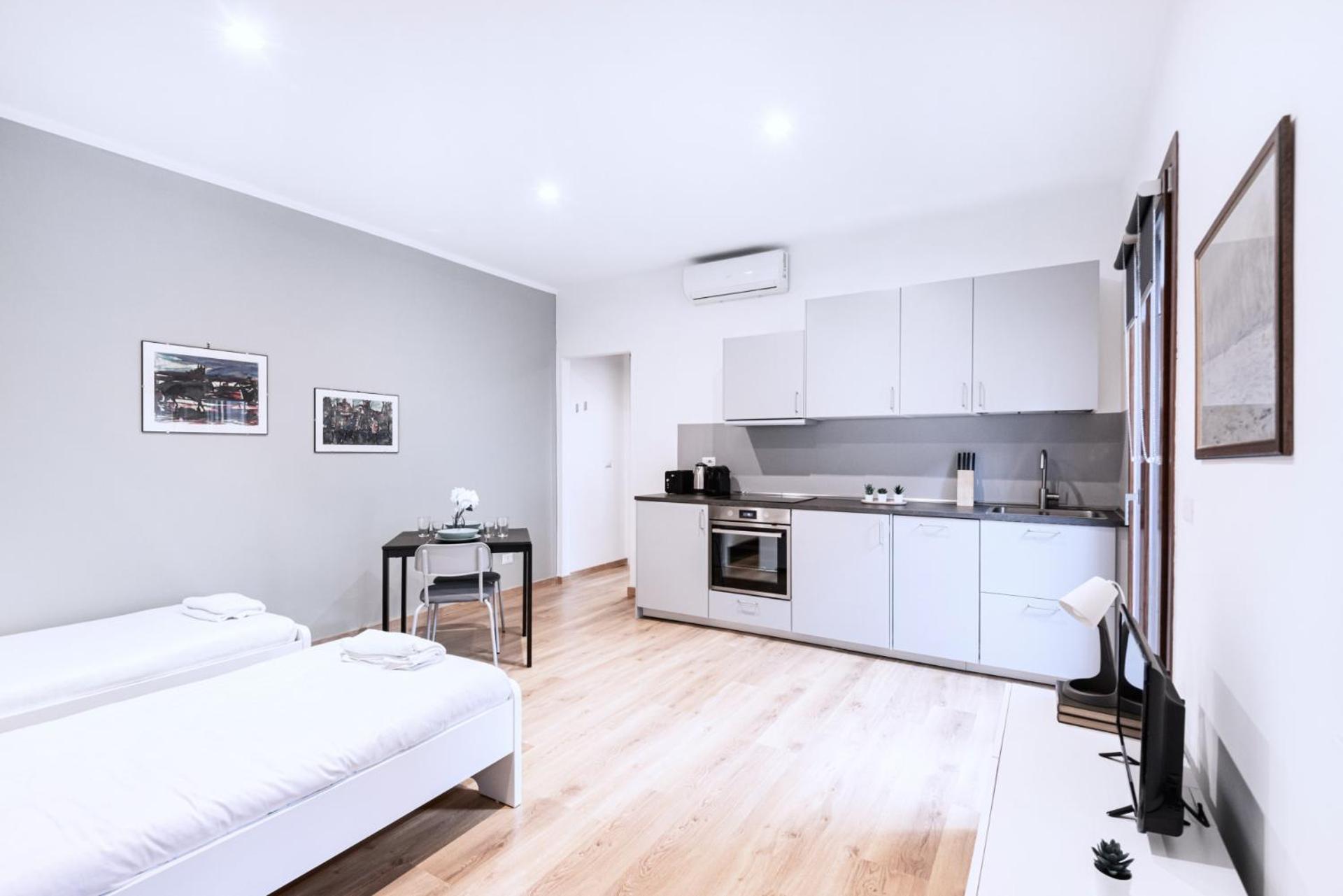 Апартаменты Easylife - Studio Con Balcone In Risorgimento Милан Экстерьер фото